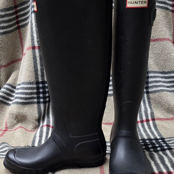 Hunter Original Tall Black Rain Boots, sz 9 - Picture 3 of 16